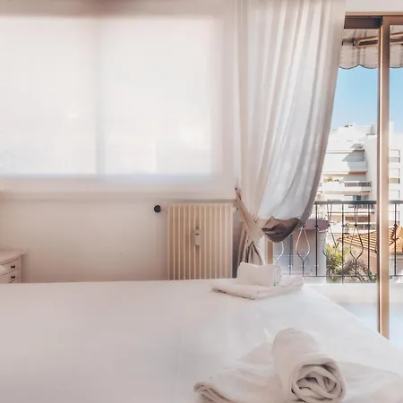 Casa Dalla Longa * 멍똥